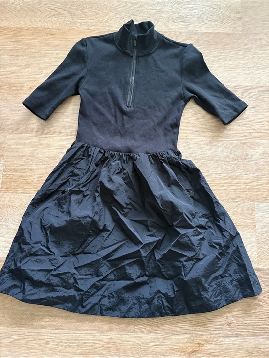 Steve Madden Dresses & Skirts - Steve Madden Black Crewneck Dress with Tag